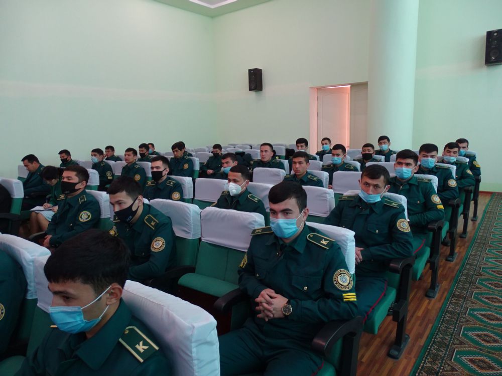 Академия курсантлари амалиётда