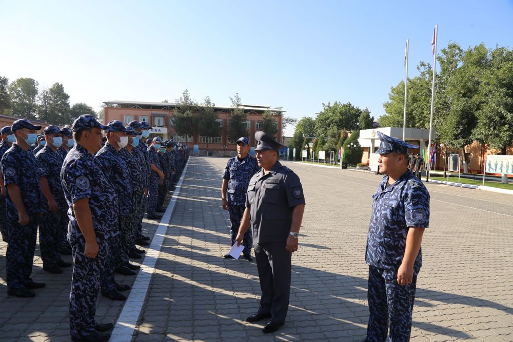 Вазир ўринбосари ҳарбий қисмда
