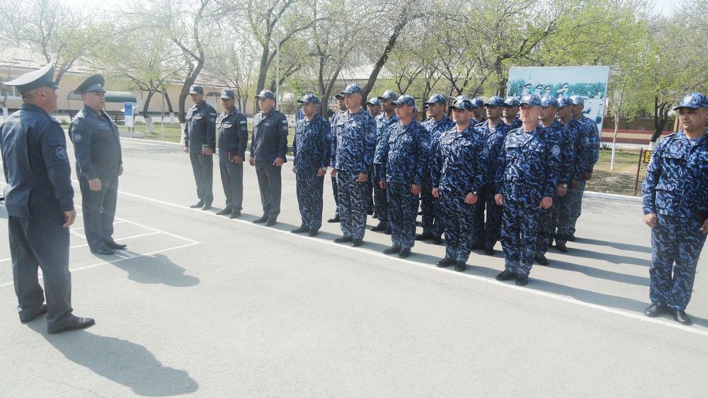 Вазир ўринбосари ҳарбий қисмда бўлди