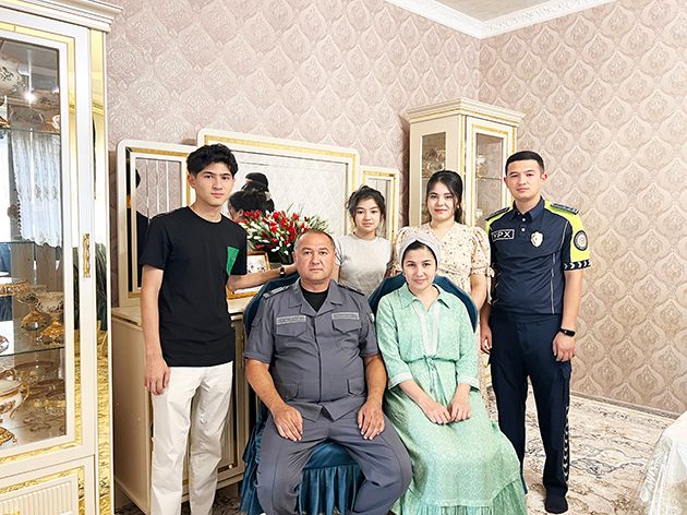 Элпарвар инсон