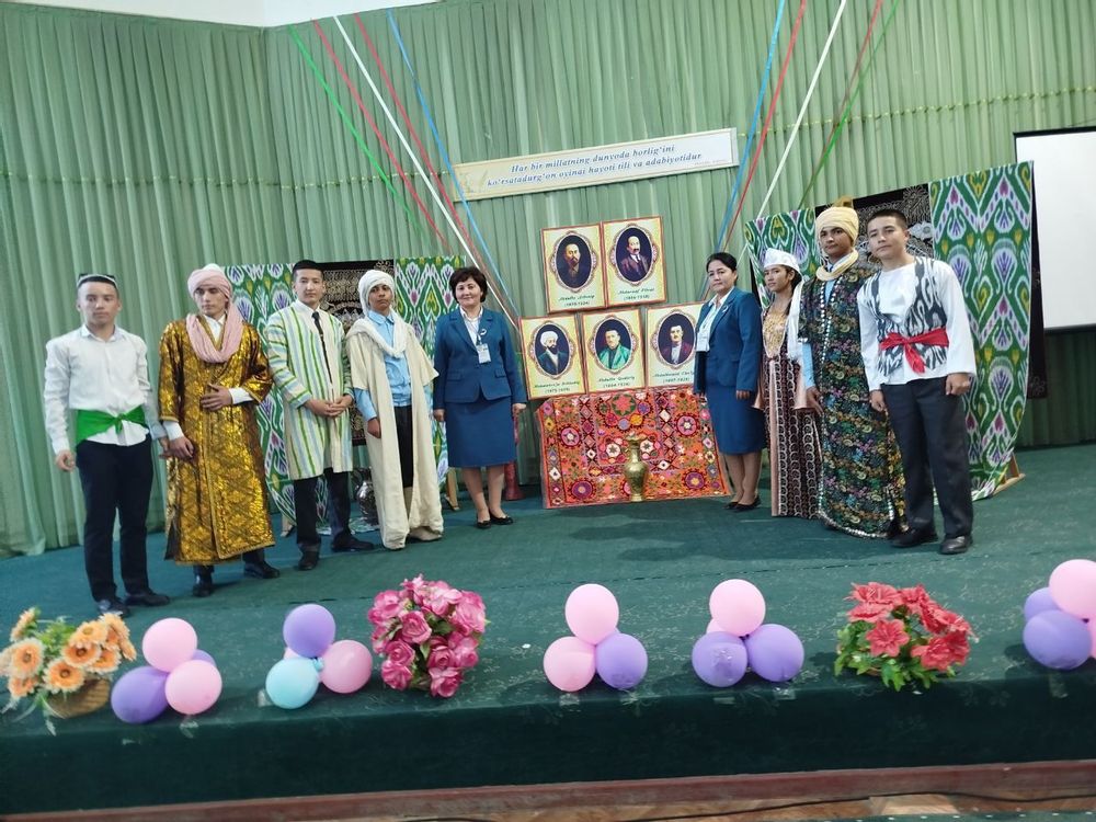 Қадринг баланд бўлсин, она тилим!