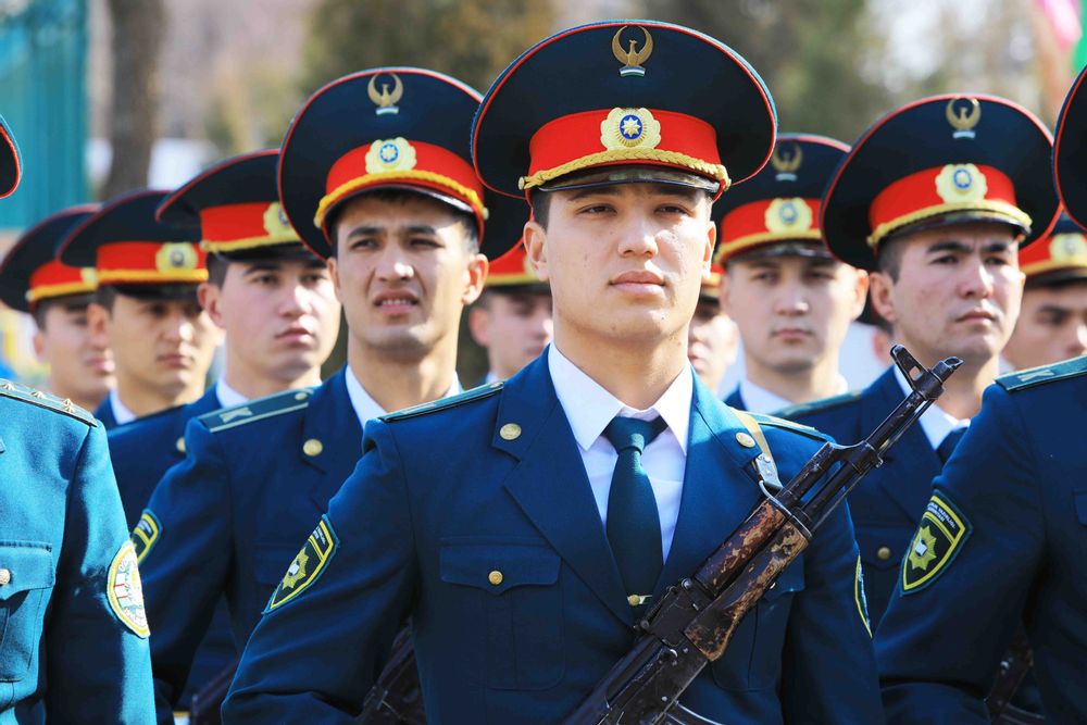 Интизам ҳәм низамшилиқ – хизметтиң тийкарғи қағийдаси