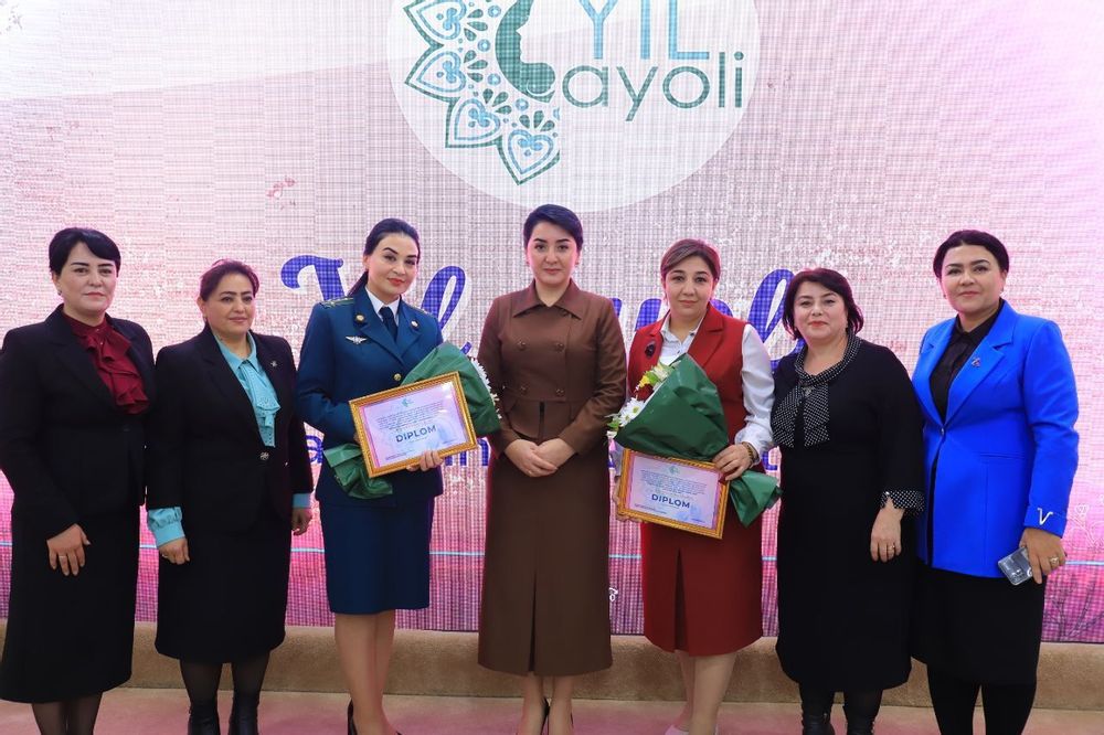 Ходимамиз “Йил аёли” ғолиби
